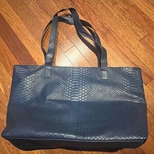 Women’s Bloomingdales Elegant Blue Tote Bag